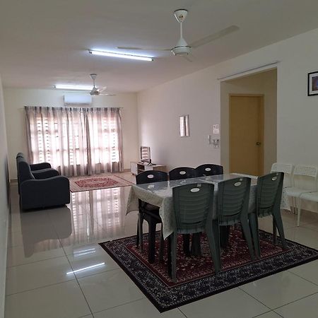 Abie'S Homestay Putrajaya Exterior photo